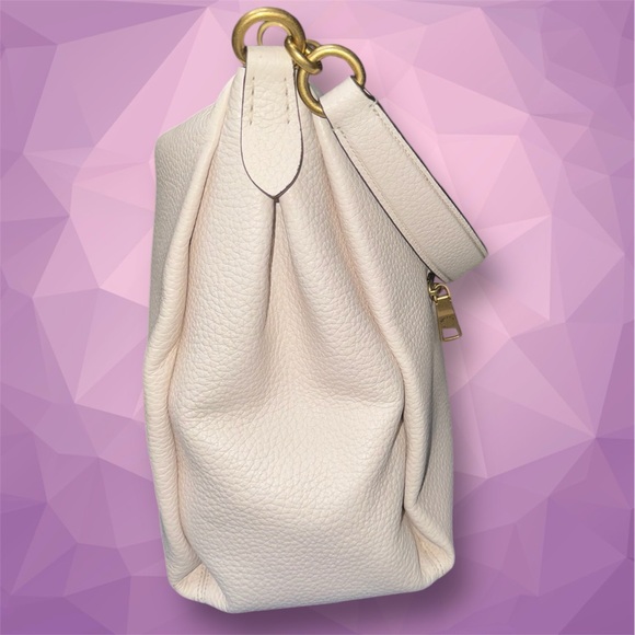 COACH Shay Shoulder Bag color chalk - Picture 6 of 16